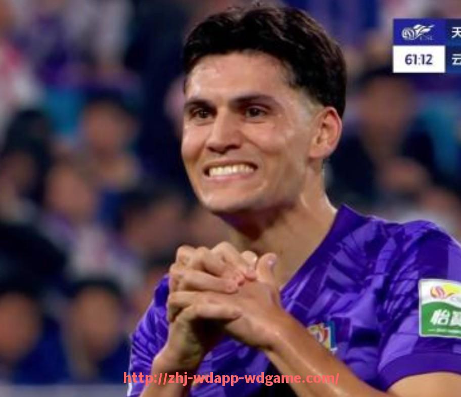 问鼎娱乐官网-法甲外援在关键战术调整中的作用与表现分析